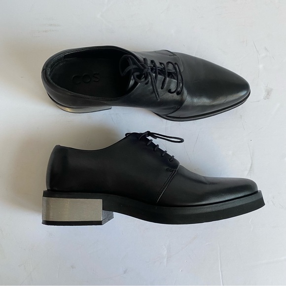 COS Point Toe lace up Oxfords with metal heel insert 7 - Picture 13 of 14